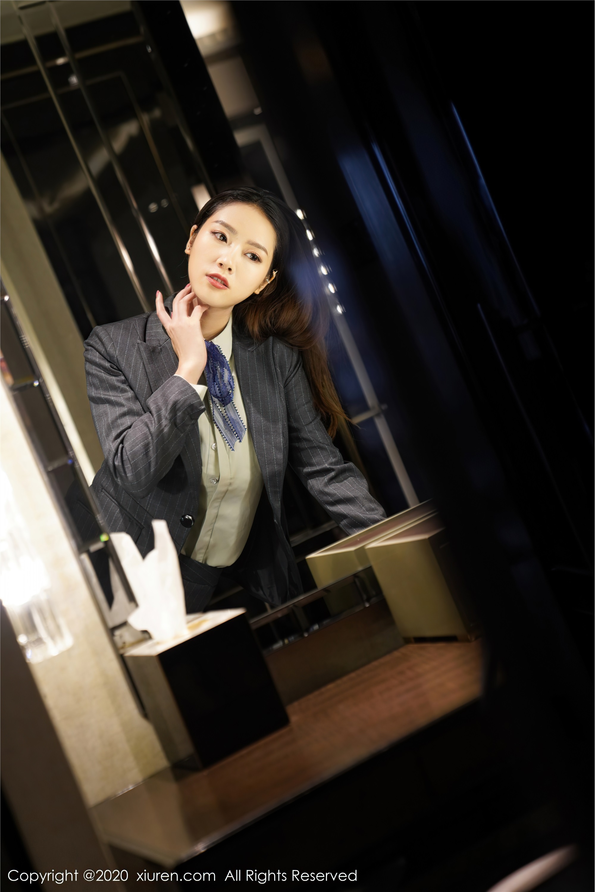 秀人网美媛馆 2020-09-21 Vol.2579 方子萱